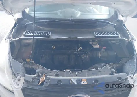 2013 Ford Escape S z USA, uszkodzony, nr VIN 1FMCU0F74DUB64352